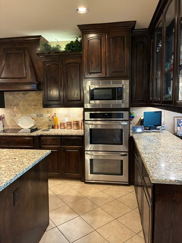 230 Double Creek Drive, Midlothian, TX 76065