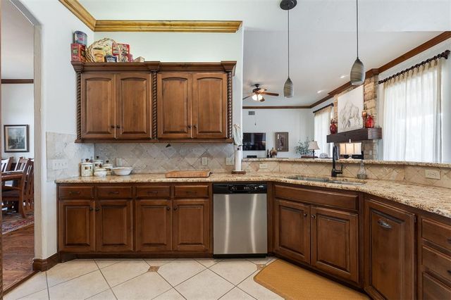 13501 Raintree Lane, Edmond, OK 73013
