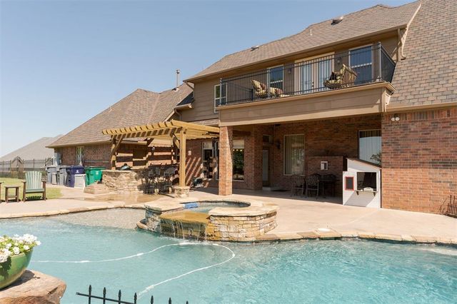 13501 Raintree Lane, Edmond, OK 73013