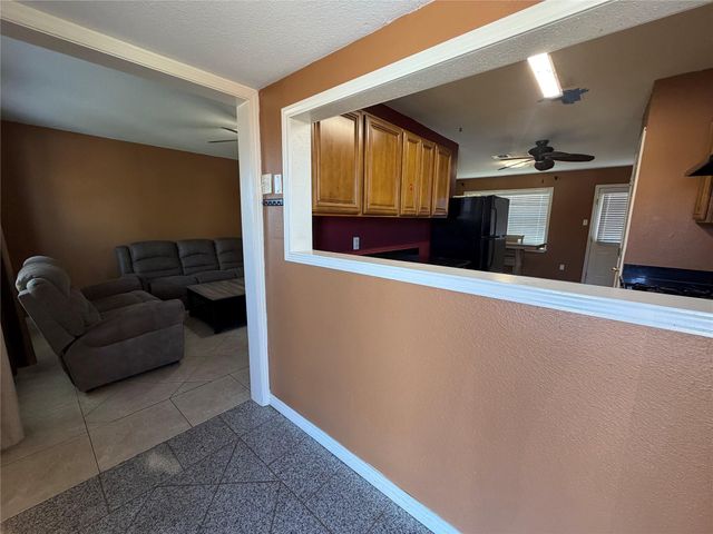 2421 Pine, Galveston, TX 77551