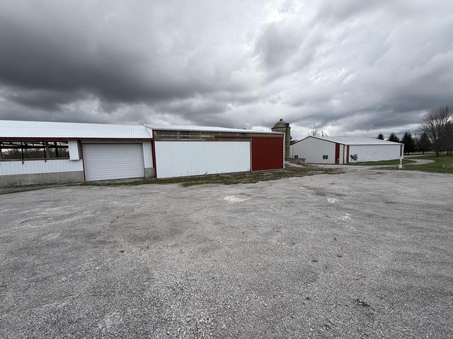 2342 State Highway 28, Kewaskum, WI 53040