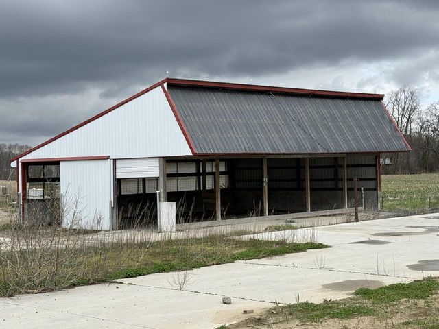 2342 State Highway 28, Kewaskum, WI 53040