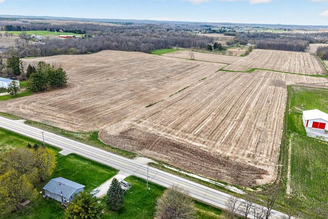 2342 State Highway 28, Kewaskum, WI 53040