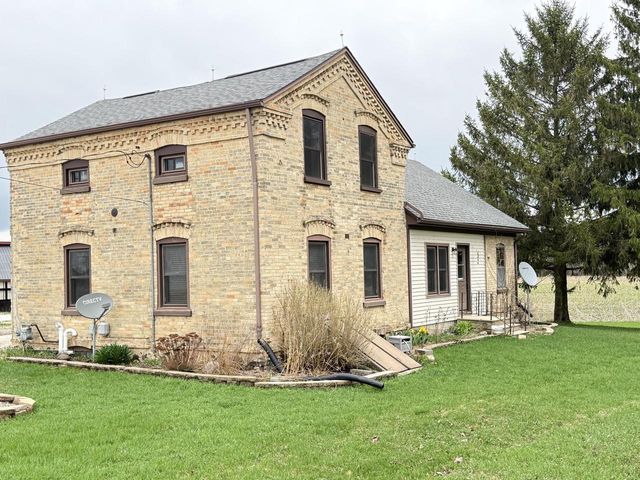 2342 State Highway 28, Kewaskum, WI 53040