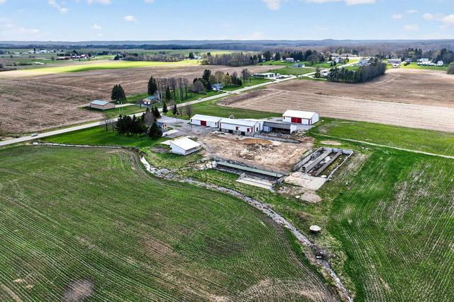 2342 State Highway 28, Kewaskum, WI 53040