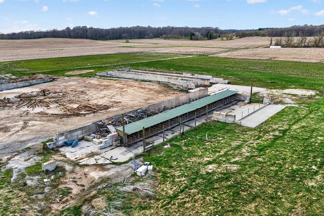 2342 State Highway 28, Kewaskum, WI 53040