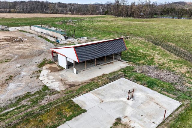 2342 State Highway 28, Kewaskum, WI 53040