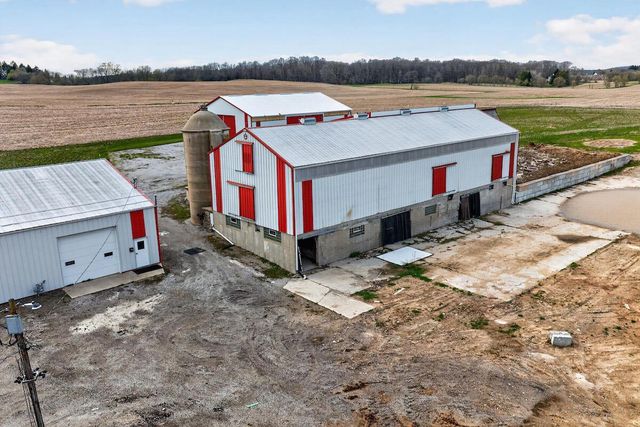2342 State Highway 28, Kewaskum, WI 53040