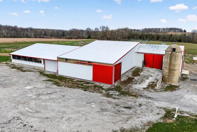 2342 State Highway 28, Kewaskum, WI 53040