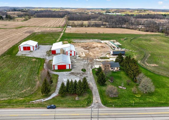 2342 State Highway 28, Kewaskum, WI 53040