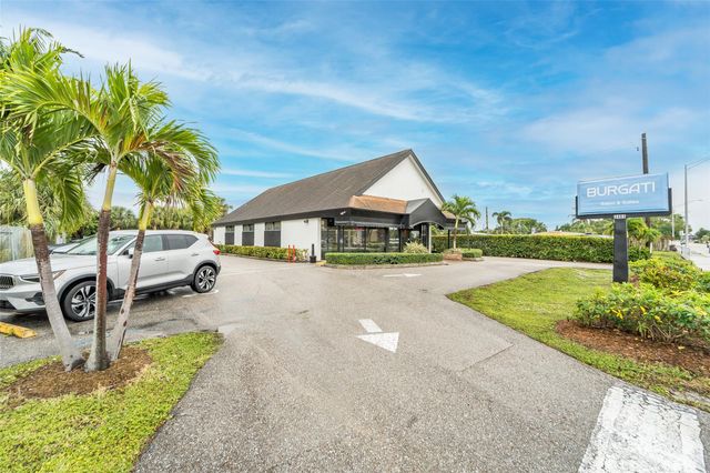 3482 S Congress Ave, Palm Springs, FL 33461