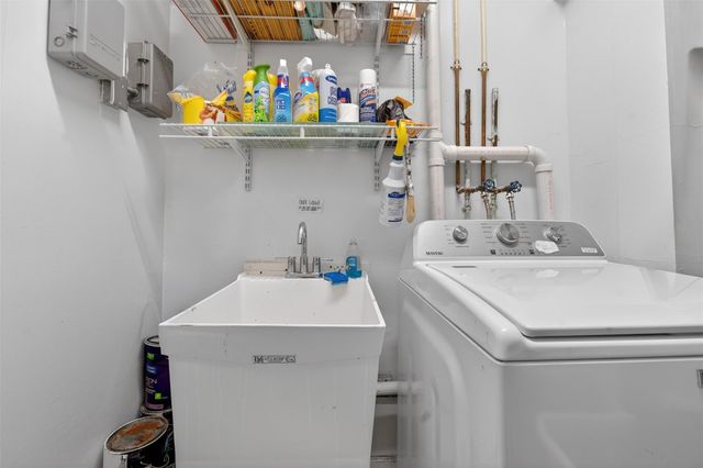 3482 S Congress Ave, Palm Springs, FL 33461