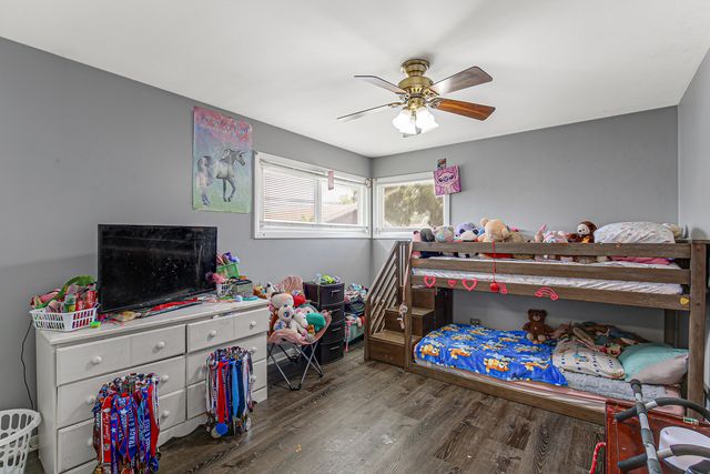 140 Mildred Lane, Chicago Heights, IL 60411