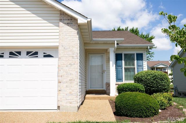 173 Silo View Drive 393A, Wentzville, MO 63385