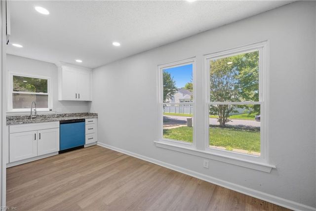 5545 Lambdin ARCH, Virginia Beach, VA 23455