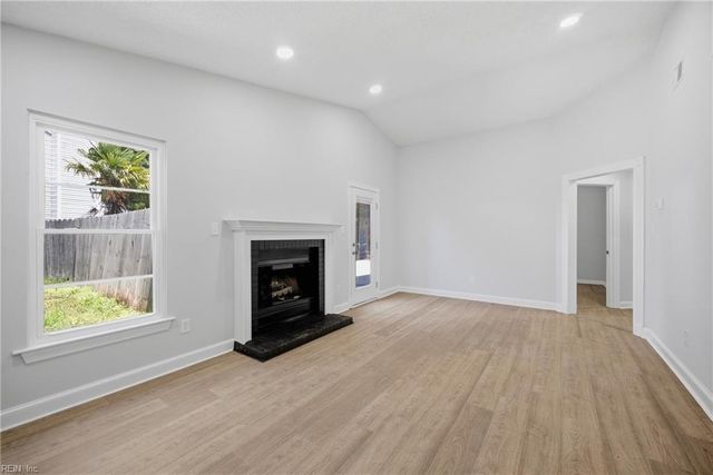 5545 Lambdin ARCH, Virginia Beach, VA 23455