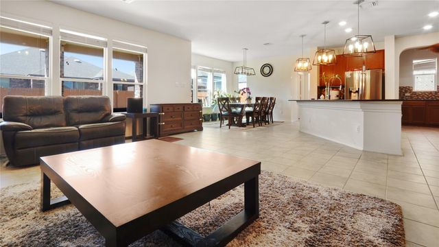 1017 Plano LN, Leander, TX 78641