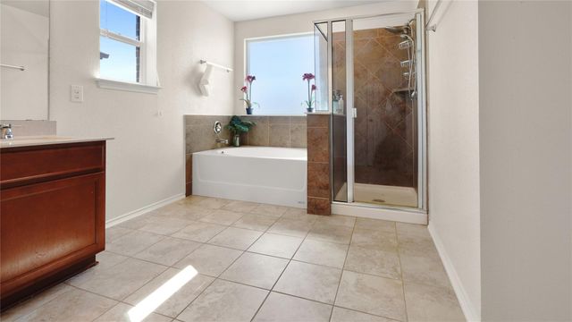 1017 Plano LN, Leander, TX 78641