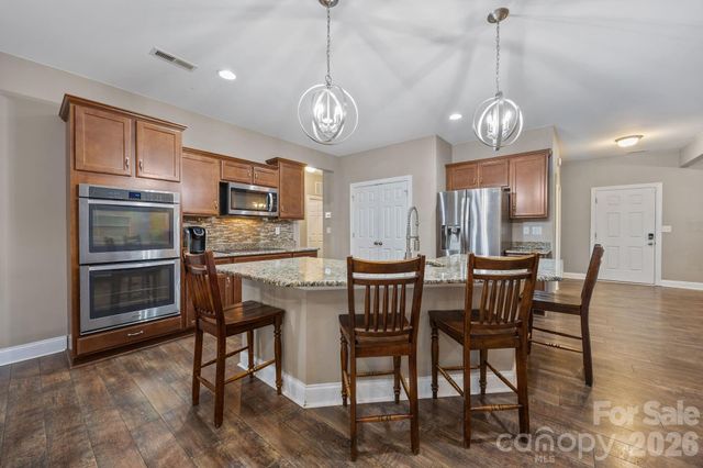 7015 Mount Holly Huntersville Road, Charlotte, NC 28216