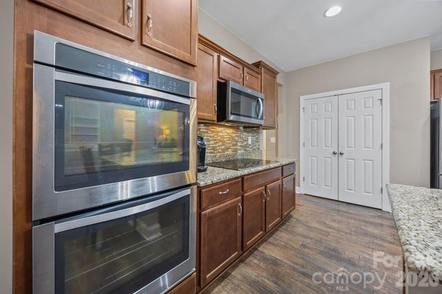 7015 Mount Holly Huntersville Road, Charlotte, NC 28216