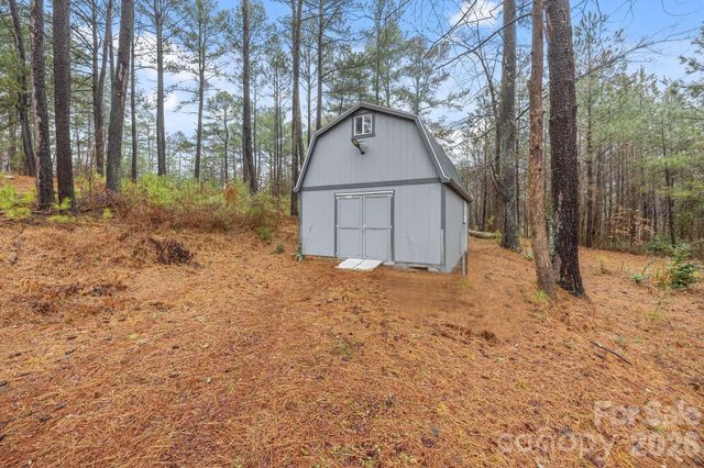 7015 Mount Holly Huntersville Road, Charlotte, NC 28216