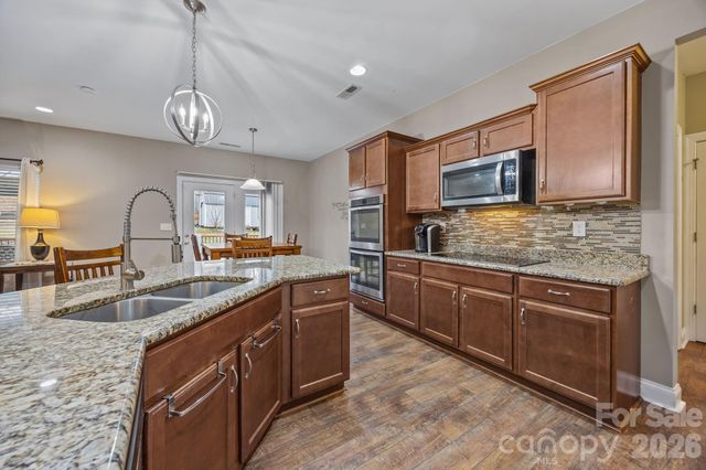 7015 Mount Holly Huntersville Road, Charlotte, NC 28216