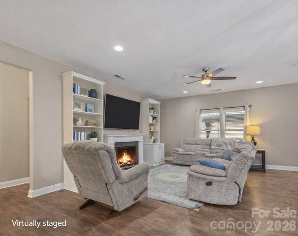 7015 Mount Holly Huntersville Road, Charlotte, NC 28216