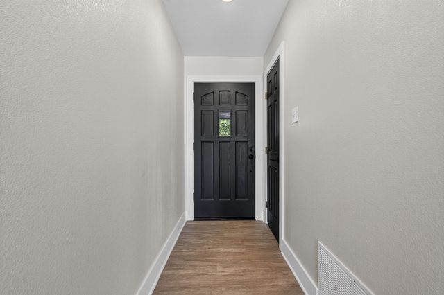 2201 SE 22nd Avenue, Mineral Wells, TX 76067
