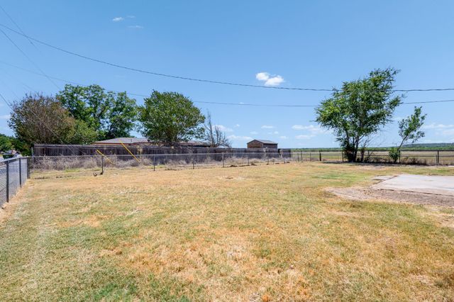 2201 SE 22nd Avenue, Mineral Wells, TX 76067