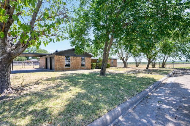 2201 SE 22nd Avenue, Mineral Wells, TX 76067