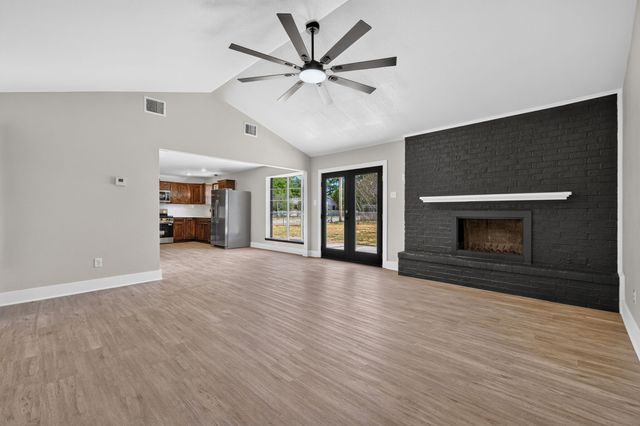 2201 SE 22nd Avenue, Mineral Wells, TX 76067
