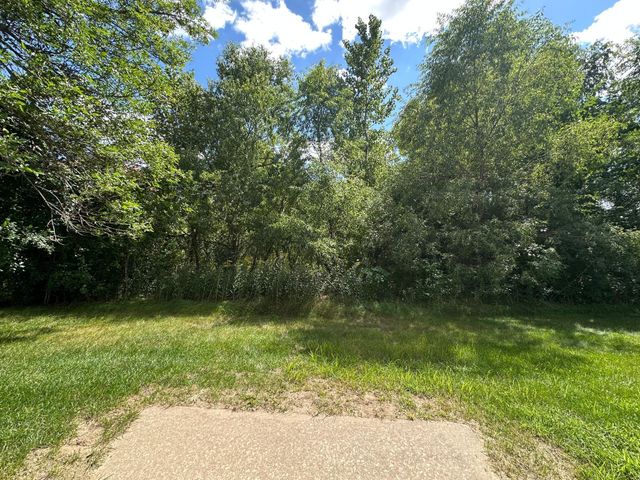 8000 Benjamin Street NE, Spring Lake Park, MN 55432