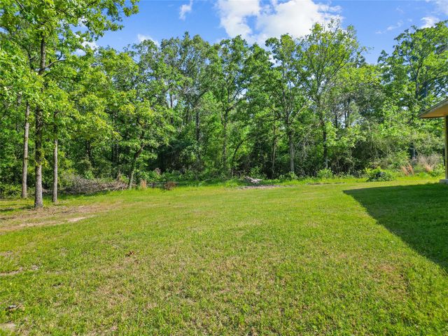 452 N Ghost Branch Road, Trinity, TX 75862