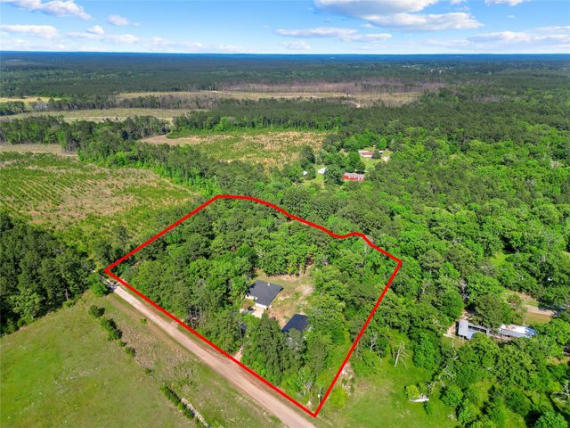 452 N Ghost Branch Road, Trinity, TX 75862