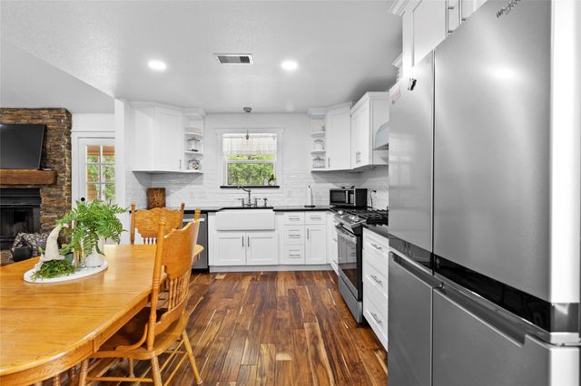 452 N Ghost Branch Road, Trinity, TX 75862