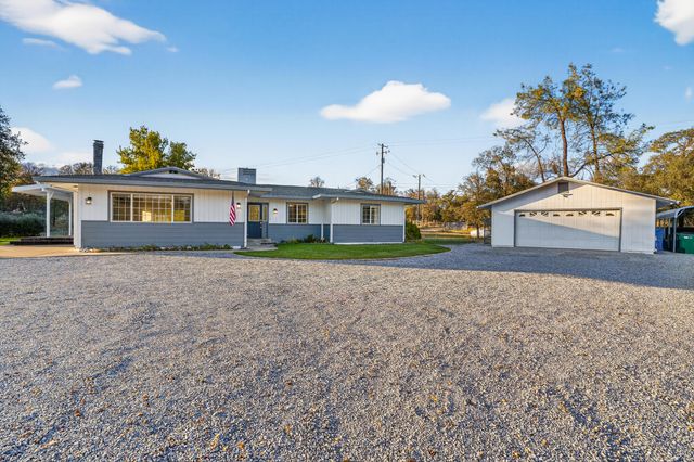 11990 Jack Pine Lane, Redding, CA 96003