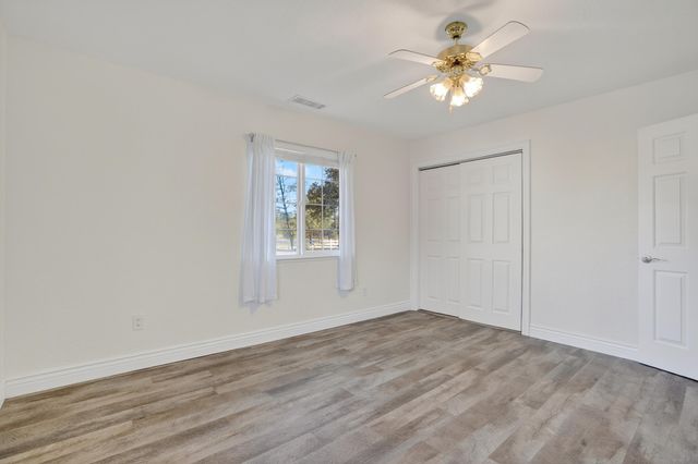 11990 Jack Pine Lane, Redding, CA 96003