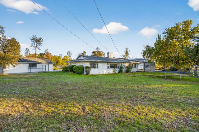 11990 Jack Pine Lane, Redding, CA 96003