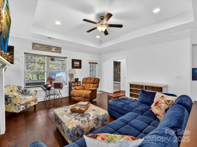 2612 Poplar Cove Drive NW, Concord, NC 28027