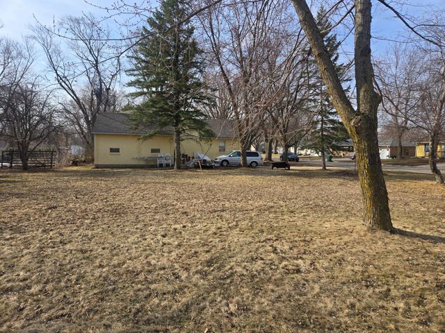 2205 Milo Avenue, Albert Lea, MN 56007