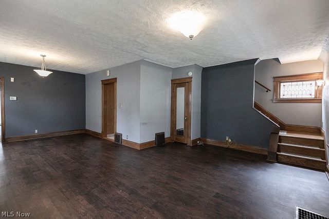 144 Cornell Avenue, Elyria, OH 44035