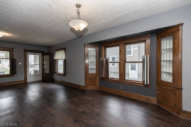 144 Cornell Avenue, Elyria, OH 44035