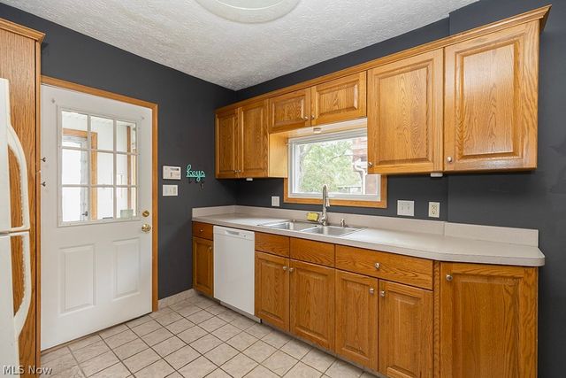 144 Cornell Avenue, Elyria, OH 44035