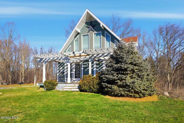 174 County Route 76, Stillwater, NY 12170