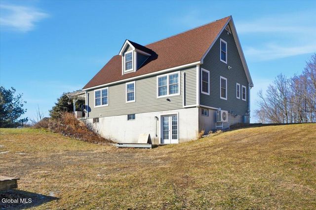 174 County Route 76, Stillwater, NY 12170