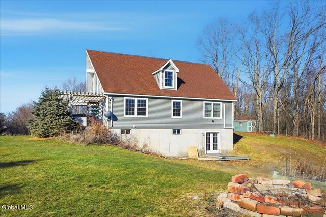 174 County Route 76, Stillwater, NY 12170