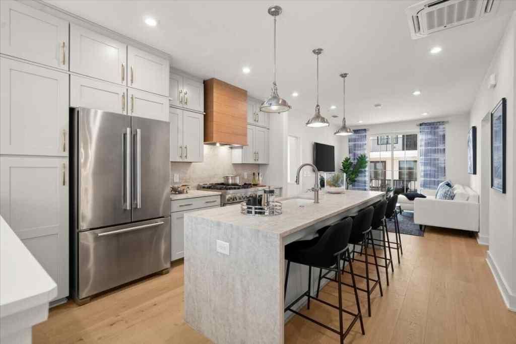 230 New Street 2201-4, Decatur, GA 30030
