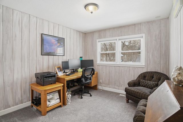 4031 Roanoke Street SE, Prior Lake, MN 55372