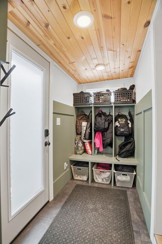 4031 Roanoke Street SE, Prior Lake, MN 55372