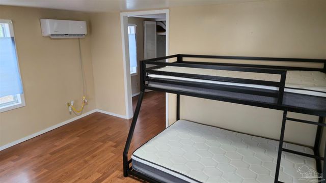 2813 N F St, Pensacola, FL 32501
